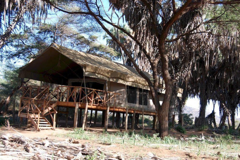 Elephant Bedroom Camp Archers Post Exterior photo